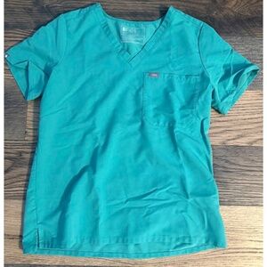 Figs Surgical Green medium Catarina top